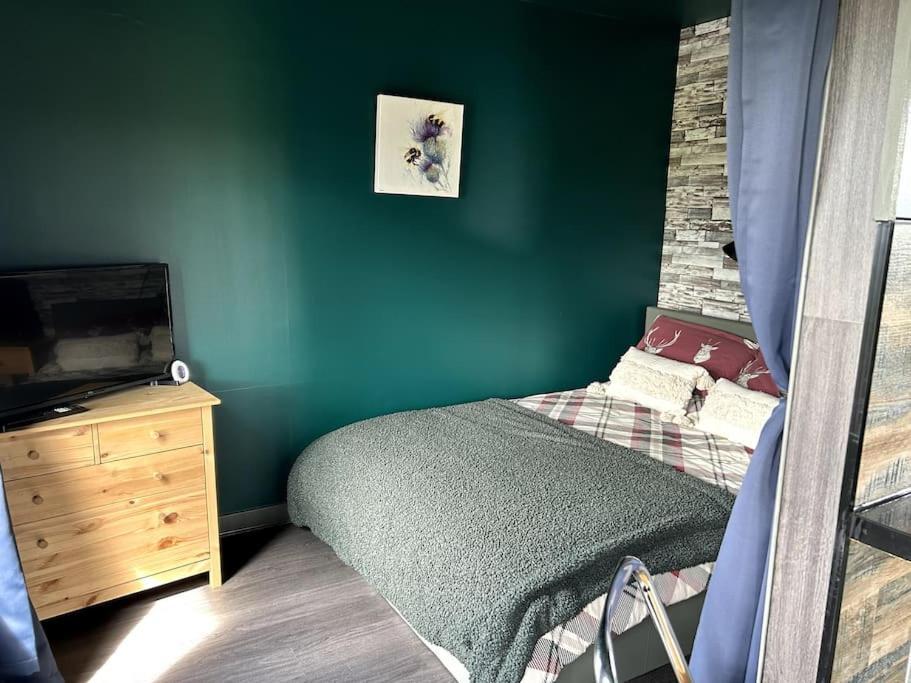 The Potter'S Rest, A Cosy Wee Cabin In The Highlands Watten Экстерьер фото